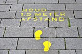 05-08-2021 Breda - Het aantal door het RIVM gemelde positieve testen is gestegen naar 3402 dat is hoger dan het gemiddelde van afgelopen dagen. Het blijft belangrijk om 1,5 meter afstand te houden. - Fotokrant
