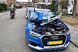 21-11-2020- Prinsenbeek -  Afgelopen nacht is in een woonwijk in het kerkdorp een Audi A3 opgeblazen met zwaar vuurwerk. De eigenaar looft 5000 euro beloning uit . - Fotokrant
