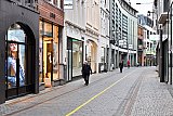 04-03-2021 Breda - De versoepeling van de coronamaatregelen voor winkels zorgt niet bepaald voor drukte in de binnenstad.
 - Fotokrant