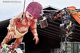 03&ndash;09-2019  Zundert - Ook de wagen Babysteps van buurstschap Helpt Elkander vielen ten prooi aan de graafmachines. - Fotokrant