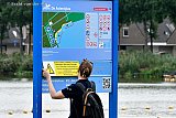 07-08-2025 Breda - Op de zwemborden bij de Asterdplas zijn waarschuwingen opgehangen ivm blauwalgen.   - Fotokrant
