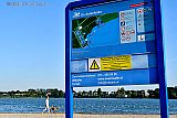 20&ndash;09-2019 Breda - Bij de Asterdplas zijn waarschuwingsborden geplaatst voor het hoge percentage blauwalgen die in het zwemwater zitten. Door de hoge temperatuur groeien de  algen. - Fotokrant