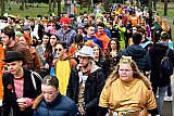 19-02-2023 Breda - In t Kielegat vind een ware invasie plaats van mensen uit oa , Leiden, Den Haag, Rotterdam , Utrecht, Tilburg en Dordrecht die in t Kielegat carnaval komen vieren. - Fotokrant