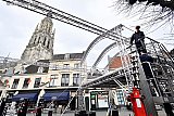 06-02-2024 Breda - In de aanloop naar carnaval is men in het centrum van de stad bezig met de bouw van een podium. - Fotokrant