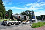 06-07-2026 Gilze - Rijen -  Vanaf de vliegbasis vertrok een bijzonder wegtransport met een Cougar helikopter.  - Fotokrant