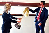 23-09-2020 Breda - Minister Kajsa Ollongren heeft in Breda de gouden schep overhandigd aan  Paul De Beer. voor het bijzondere bouwproject CrossMark.  - Fotokrant