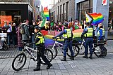 07-02-2026 Breda - In de stad is een protest gehouden door oa de Dolle Mina's en Groen-Links Pvda tegen gebedsgenezer Tom de Wal.   - Fotokrant