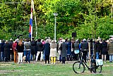 04-05-2019  Ulvenhout -In het kerkdorp staat men 2 minuten stil en worden de oorlogsslachtoffers herdacht tijdens de dodenherdenking. - Fotokrant