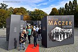 13&ndash;10-2019 Breda - De buitenexpositie over De Poolse Generaal Maczek die met zijn mannen Breda van de duitsers heeft bevrijd is erg druk bezocht. - Fotokrant