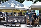 31-05-2020 Breda - Op 1e pinksterdag zijn nog proefopstellingen volgens de Coronarichtlijnen gemaakt. Fietsen mogen niet mee het terras op. - Fotokrant
