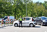 24-06-2020 Breda -  Niet alleen beveiligers maar ook handhaving had het druk met uitleg geven. - Fotokrant