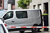 09-07-2019 Breda - Nabij de Pelmolenstraat werd een garagebox opengebroken en uren lang onderzocht. De invallen vonden plaats In Nederland , Belgie , Slovenie , Spanje en Bosnie. - Fotokrant