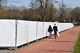 18-04-2021 Breda -Het hele terrein waar het Fieldlab test-event 538 Oranjedag moet plaats gaan vinden  is aan het zicht ontrokken door hekken met witte schermen.  - Fotokrant