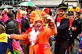 10-02-2019 Breda - Terwijl de 1e parapluutjes werden opgestoken ging de polonaise voort. - Fotokrant