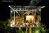 25-12-2023 Bavel - In het kerkdorp zijn niet alleen prachtige grote kerststallen te zien maar vooral ook veel kleintjes die je goed moet zoeken. - Fotokrant