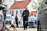 09-04-2019 Breda - Met een speciale hond is ook snuffelonderzoek gedaan. - Fotokrant