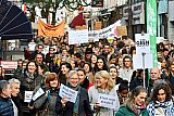 06-11-2019 Breda -  In een lange stoet gingen naar schatting 400 boze leerkrachten naar het stadskantoor. - Fotokrant
