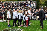27-10-2019 Breda -  Op het Poolse ereveld kwam het bevrijdingsvuur aan. Leden van AV SPRINT liepen een deel van de bevrijdingstocht die de Polen 75 jaar geleden maakte om Breda in te komen. - Fotokrant