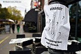 27-10-2022 Breda - In de stad duikt een nogal opmerkelijk pamflet op.  Het gaat over de vermissing van een ruggengraat. - Fotokrant