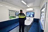 20-10-2021 Breda - Daarnaast is in de unit  een ruimte waar op het plaats delict overleg kan plaatsvinden met z'n 10 personen. Daarnaast hangen er grote LCD schermen in zodat beelden direct groot tijdens het overleg kunnen worden bekeken. - Fotokrant