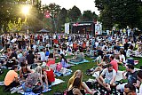 02-08-2022 Breda -  Als de zon ondergaat loopt het stadspark weer vol voor PARKIES.  - Fotokrant