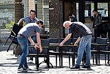 18-05-2020 Breda - Nu als versoepeling de horeca weer open mag is het bij De Heeren van Breda puzzelen , passen en meten om aan de Coronaregels van 1,5 meter afstand te kunnen voldoen. - Fotokrant