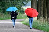 04-07-2023 Breda - Het regenen is al begonnen. Voor komende nacht verwacht men zwaar weer. In de ochtend is er zelfs kans op een zware zomerstorm. - Fotokrant