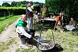 12-06-2022 Breda - Bij de Kleine Hoeve ging men terug in de tijd met historische figuren. - Fotokrant
