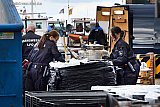 12-05-2019  Moerdijk - Een van de ketels waar voor tientalle miljoenen Crystal Meth in gekookt is werd onderworpen aan een nauwkeurig onderzoek. - Fotokrant
