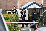 23-07-2020 Bavel - Na verloop van tijd kwam de technische recherche en is een onderzoek naar het schietincident gestart. - Fotokrant
