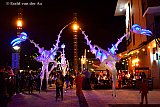 28-10-2022 Breda - Na de Halloweentocht in de Haagse Beemden doken er op winkelcentrum Heksenwiel spookvogels op. - Fotokrant