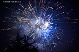 01-01-2019  Breda - Tijdens de jaarwisseling is prachtig siervuurwerk te zien boven de woonwijk Heusdenhout. - Fotokrant