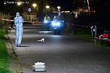 16&ndash;09-2019 Breda - Nadat 3 kinderen in een parkje zijn neergestoken vind in de nacht sporenonderzoek plaats in de wijk Westerpark. Rond 4 uur is een verdachte opgepakt. - Fotokrant