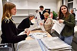 20-03-2019 Breda - Nog tot middernacht worden er stemmen van de Provinciale Staten verkiezingen geteld. - Fotokrant