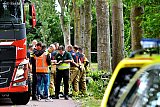 05-07-2023 Breda - Hulpverleners praten op de Rietdijk na op de plaats waar het incident gebeurde. - Fotokrant