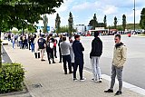 02-07-2021 Breda - Lange rijen van met name jongeren stonden er dan ook voor de testlocatie van testen voor toegang. - Fotokrant