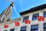 31-05-2020 Breda - Door versoepeling van de Coronamaatregelen mag de horeca weer open. Reden voor Breda om honderde vlaggen te laten wapperen. - Fotokrant