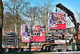 01-04-2021 Breda - De afgelopen dagen zijn de verkiezingborden opgehaald. Ze worden opgeslaan tot de volgende verkiezingen. Deze zouden wel eens sneller kunnen komen dan gepland. - Fotokrant