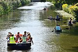04-08-2020 Breda - Een groot deel van de mensen gaat vanwege het Coronavirus niet op vakantie.  Om toch wat leuks te doen word er volop gevaren in de singels. - Fotokrant
