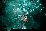 01-01-2022 Breda - Het nieuwe jaar is begonnen met een enorm vuurwerk. Zware explosies waren er te horen in de lucht boven de wijk Haagse Beemden. Dakpannen en ramen trilde.
 - Fotokrant