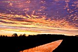 11-01-2022 Breda - Wie heel vroeg aan het wandelen was kon een prachtige zonsopkomst zien die van rood naar lila en vervolgens geel ging. - Fotokrant